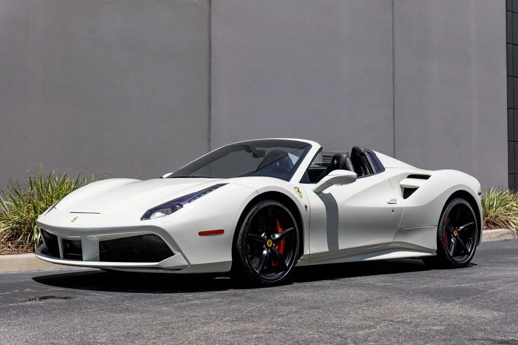 Used 2019 Bianco Avus Ferrari  image 52