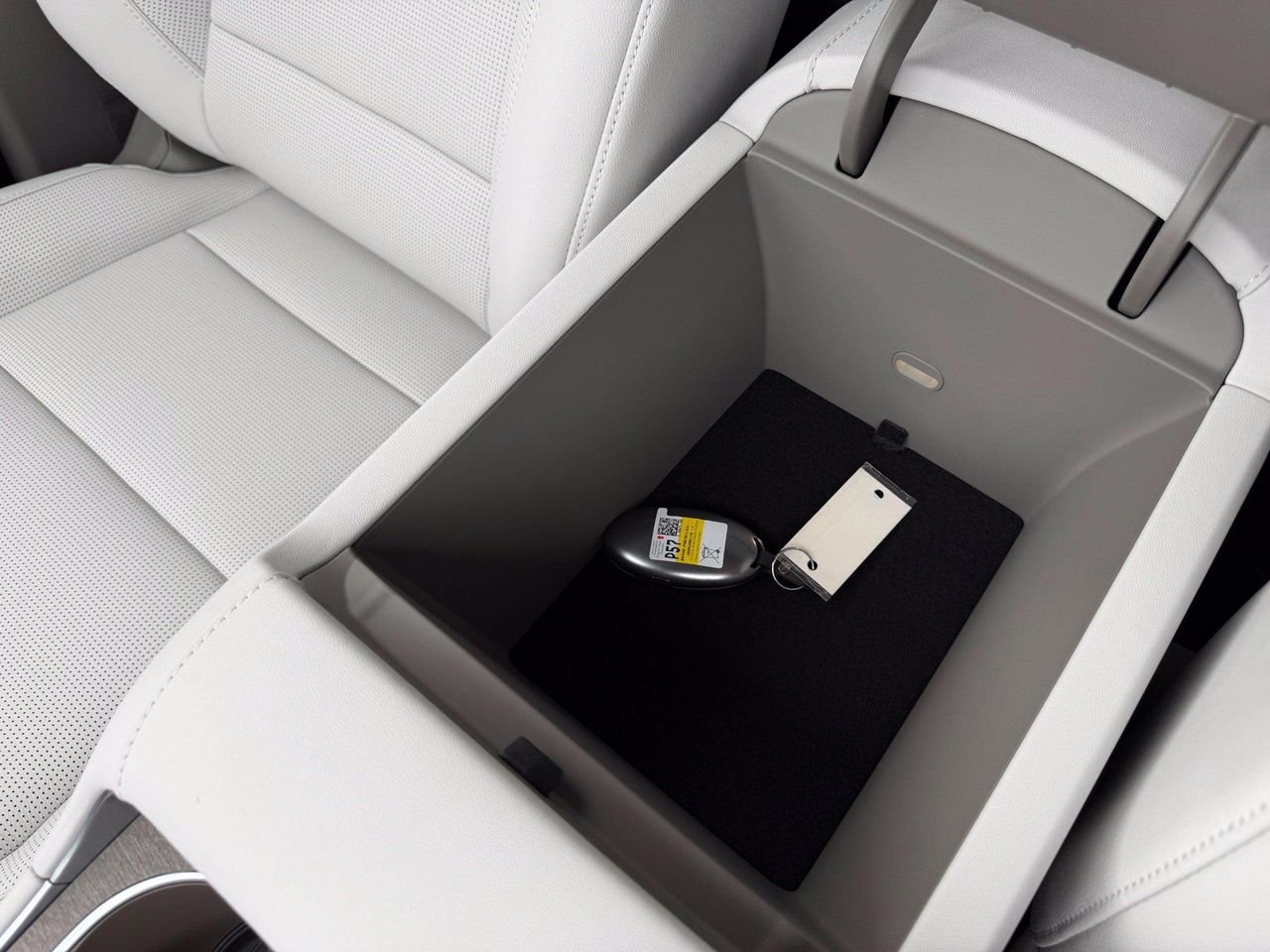 New 2027 Gray Hyundai Limited image 30