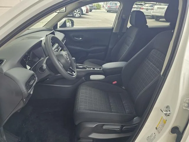 New 2027 Platinum White Pearl Honda LX image 13
