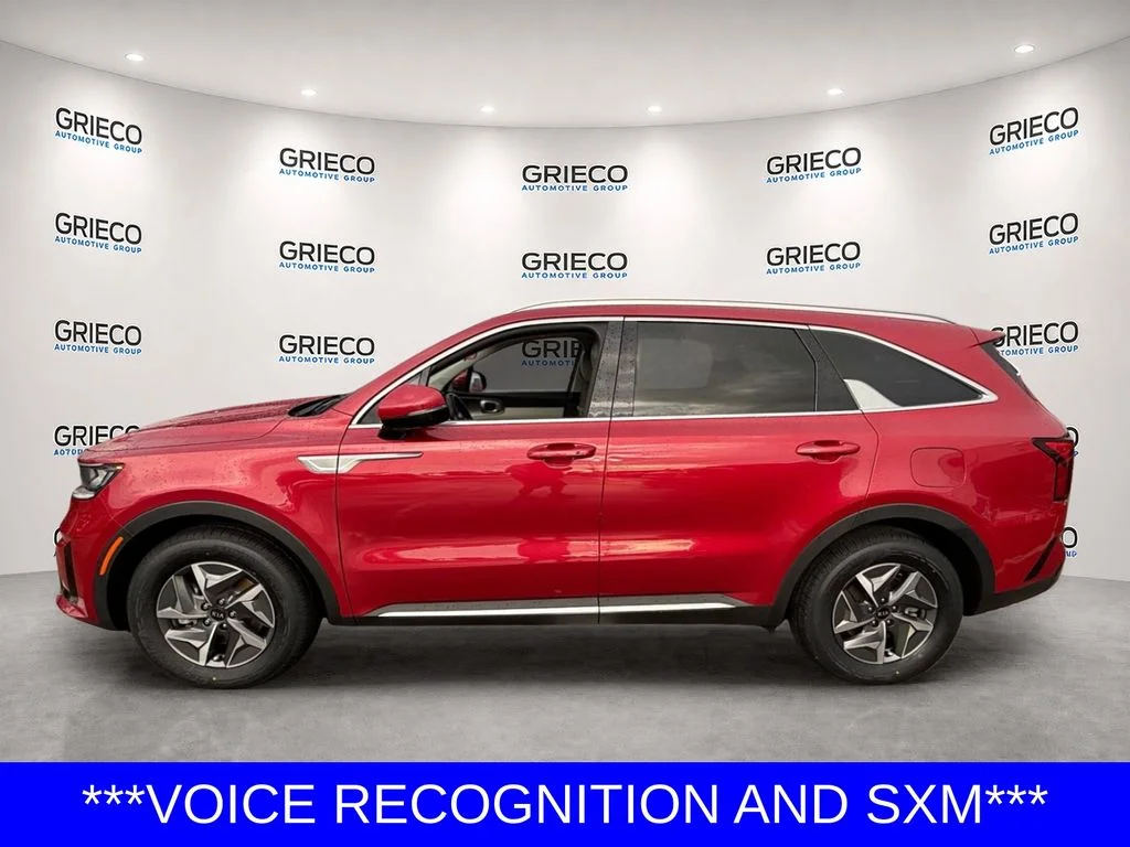Used 2021 Red Kia EX image 4