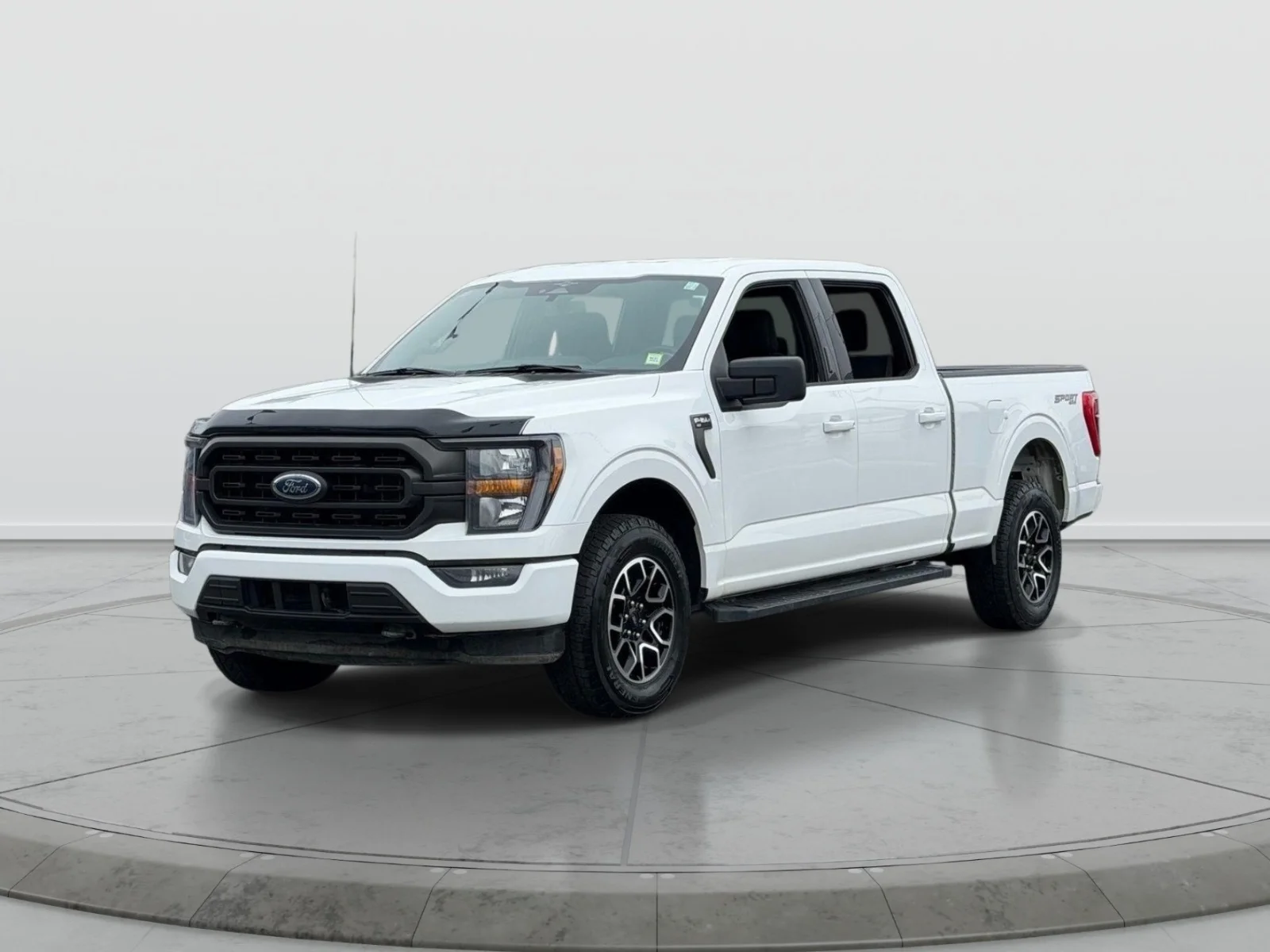 2023 Ford F-150 XLT - Photo 3