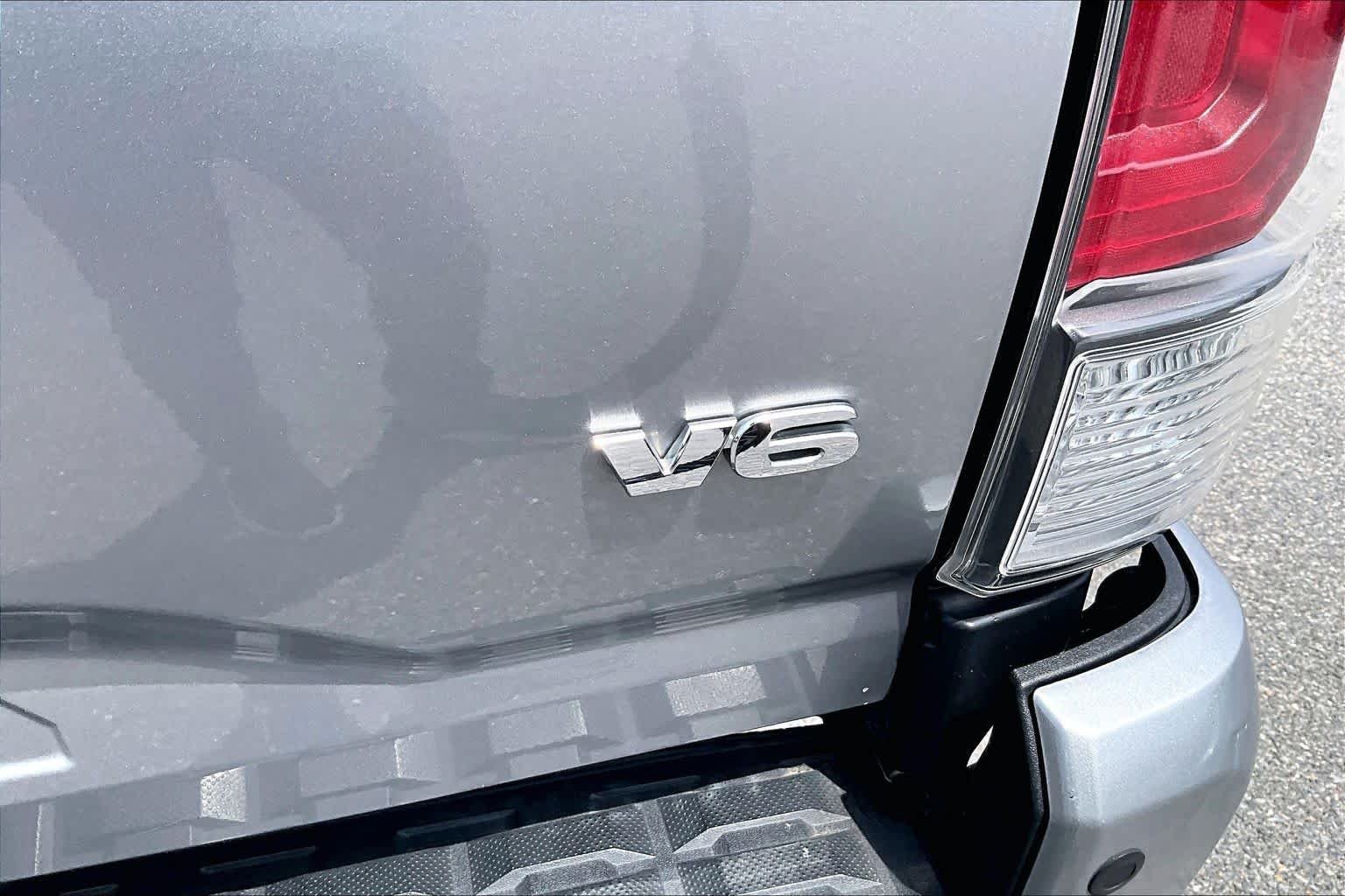 Used 2021 Silver Sky Metallic Toyota TRD Off Road image 10