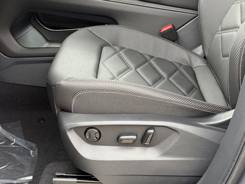 New 2026 Silver Mist Metallic Volkswagen 2.0T SE W/TECHNOLOGY image 8