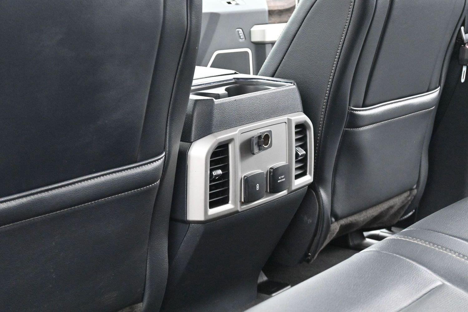 Used 2022 Star White Metallic Tri-Coat Ford LARIAT image 29