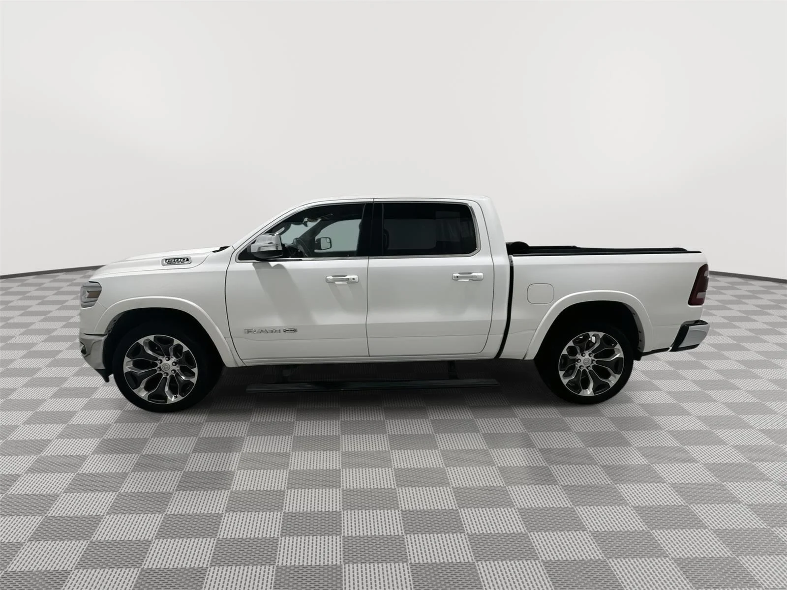 Used 2019 RAM Ram 1500 Pickup Longhorn with VIN 1C6SRFKT5KN681763 for sale in Alexandria, Minnesota