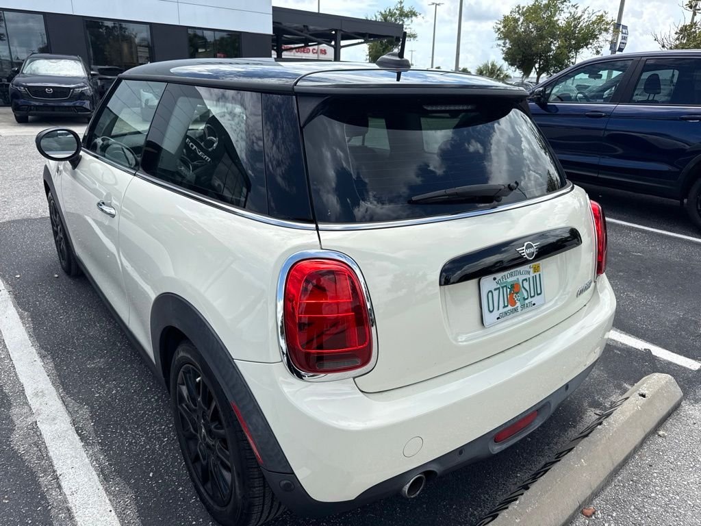 Used 2020 White MINI Classic image 14