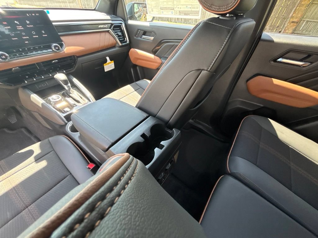2026 GMC Canyon AT4 - Photo 20