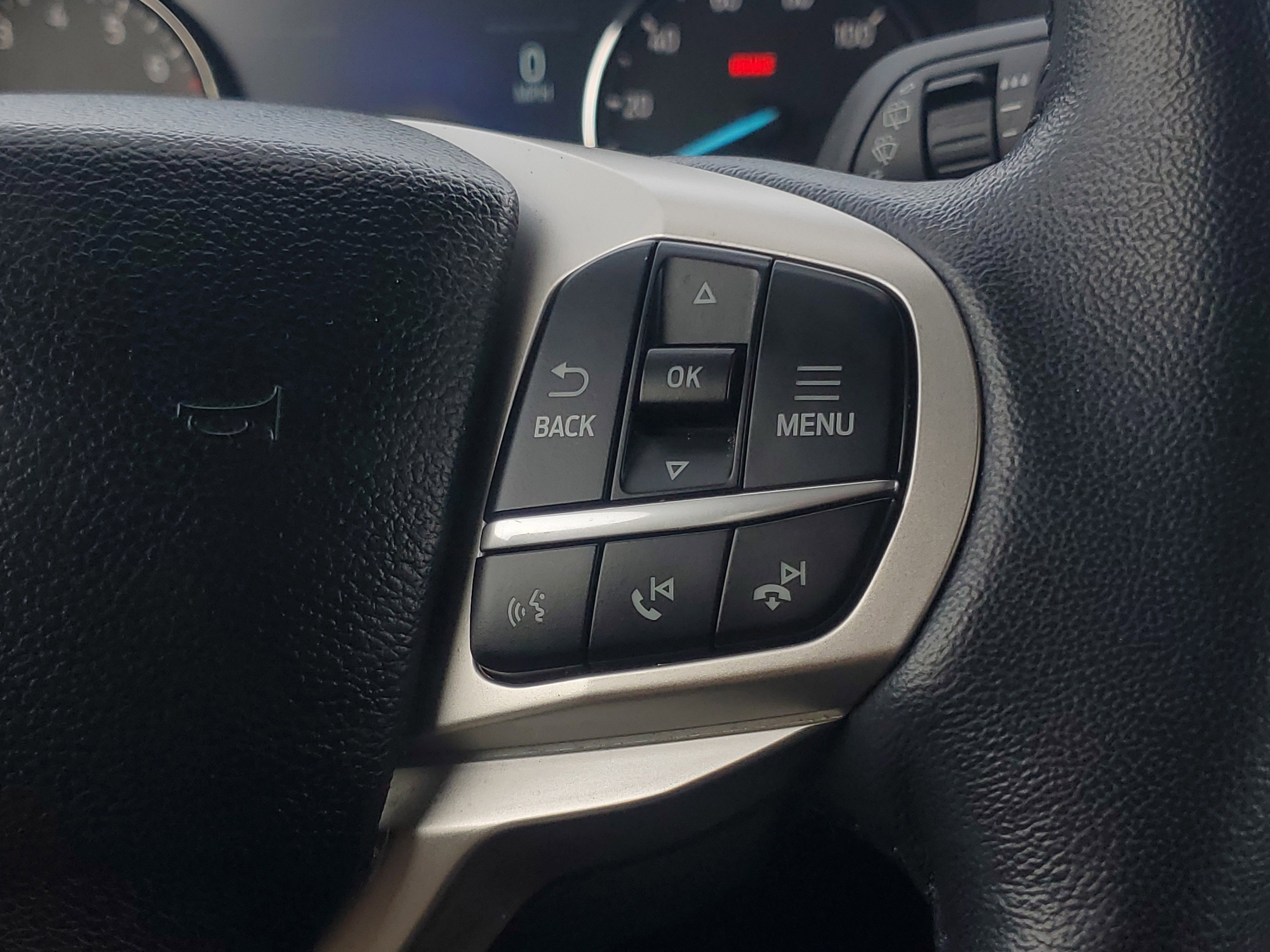 Used 2023 Blue Ford XLT image 25