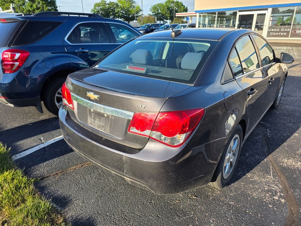 Used 2016 Tungsten Metallic Chevrolet 1LT image 4