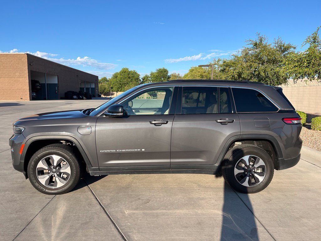 Certified Used 2024 Gray Jeep 4xe image 11