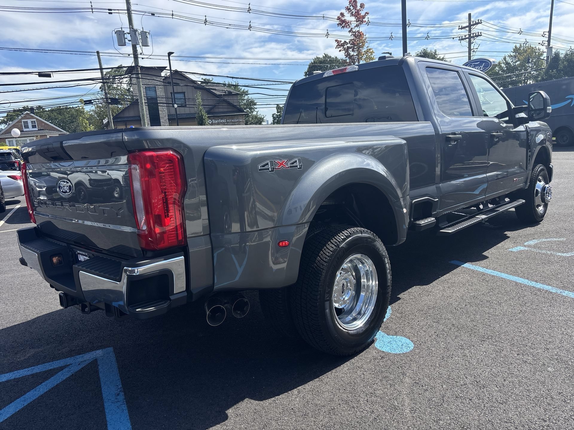 New 2027 Carbonized Gray Metallic Ford F-350® XL image 35