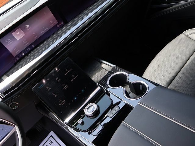 2026 Cadillac Escalade Sport - Photo 30