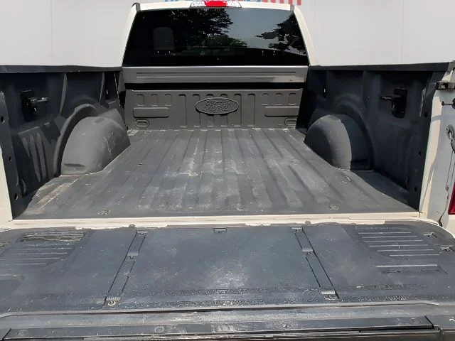 Used 2023 White Ford XLT image 7