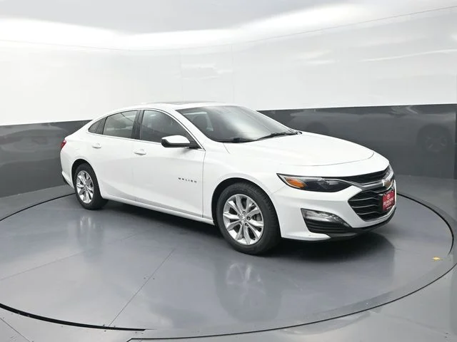 Used 2024 White Chevrolet LT image 10