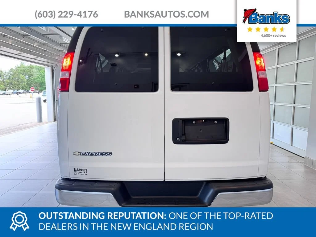 2025 Chevrolet Express Passenger LT - Photo 6