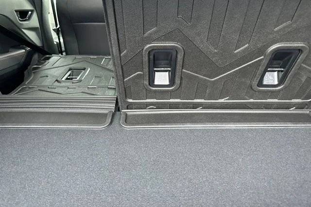 New 2026 MAGNETITE GRAY PEARL Subaru Limited image 12