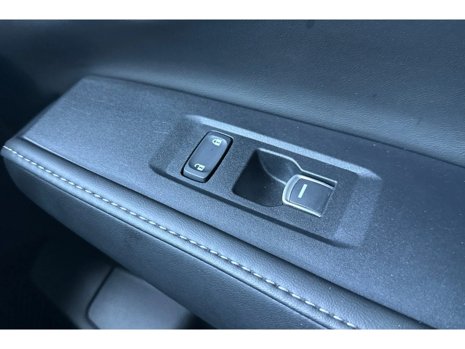 Used 2023 Urban Gray Pearl Honda Sport-L image 18