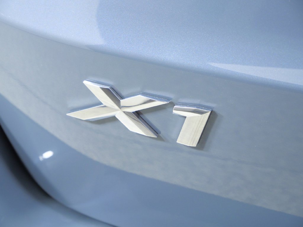 New 2027 Storm Bay Metallic BMW xDrive28i image 13