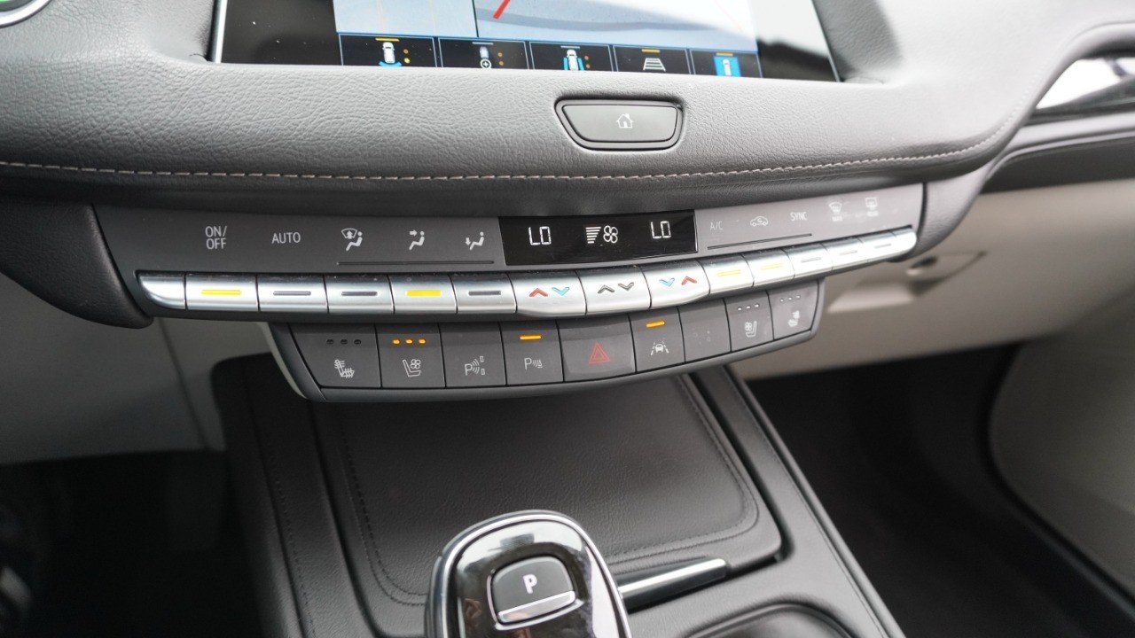 Used 2022 Beige Cadillac FWD Premium Luxury image 18
