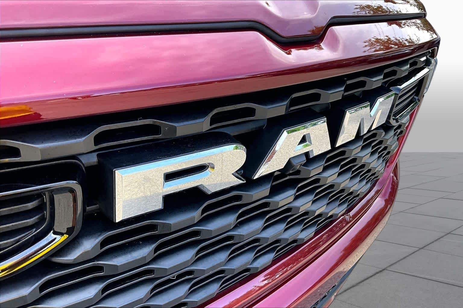 Used 2026 Delmonico Red Pearlcoat Ram Big Horn image 28