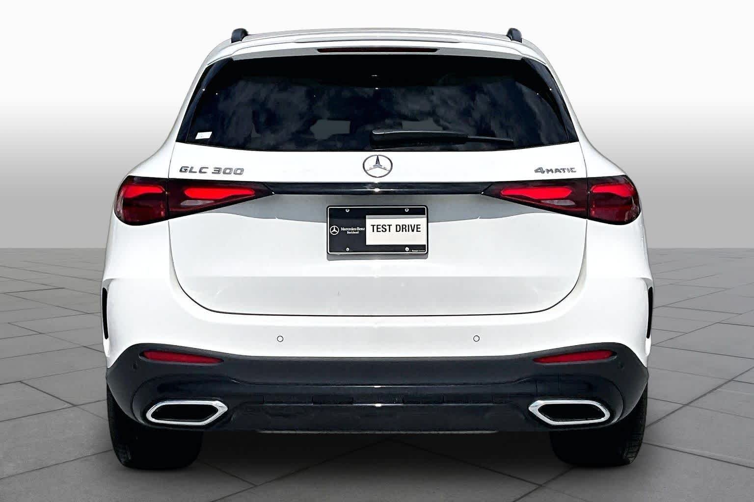 Used 2026 Polar White Mercedes-Benz GLC 300 image 5