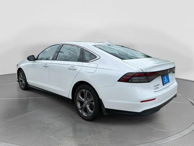 Used 2024  Honda EX image 5