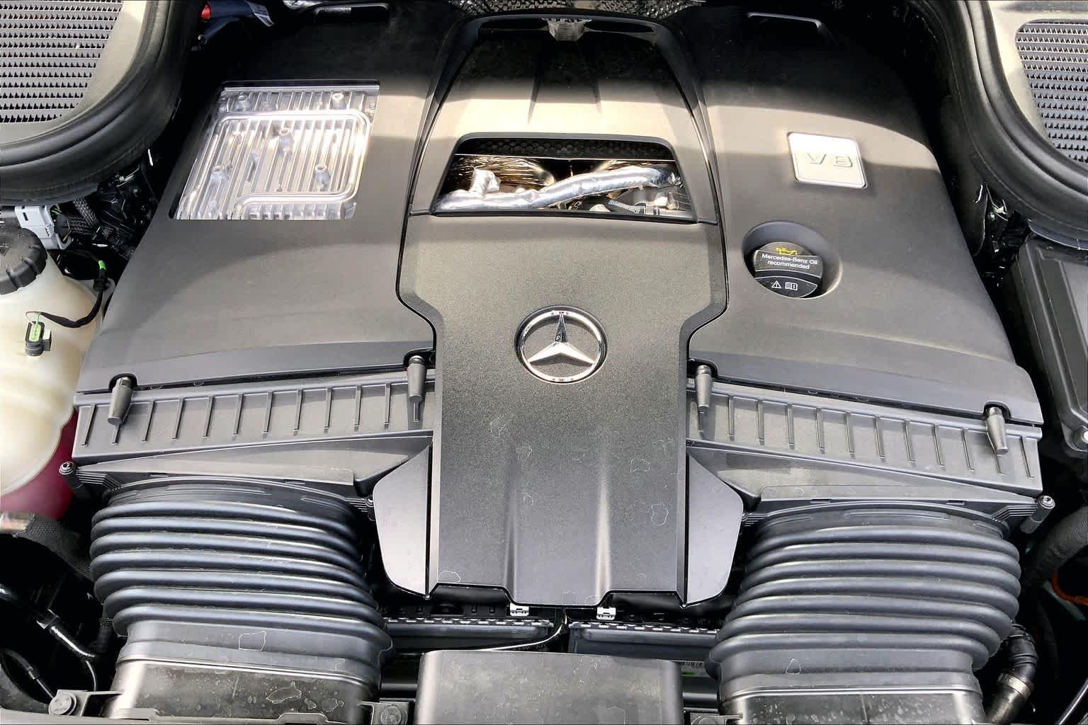 Certified Used 2026 Obsidian Black Metallic Mercedes-Benz GLS 580 image 31
