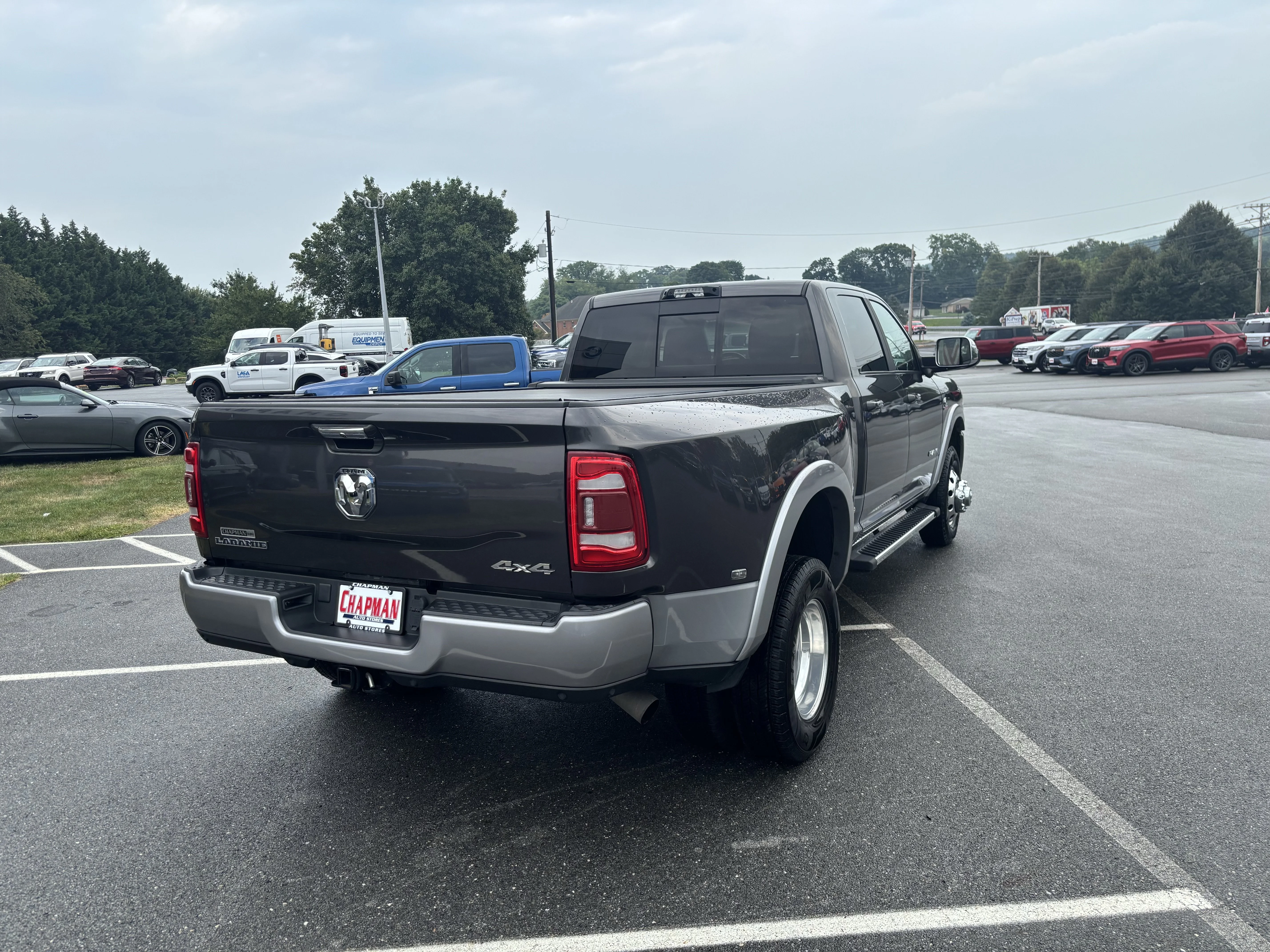 Used 2021 Granite Crystal Clearcoat Metallic Ram Laramie image 7