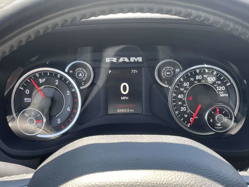 Certified Used 2023 White Ram Big Horn image 27