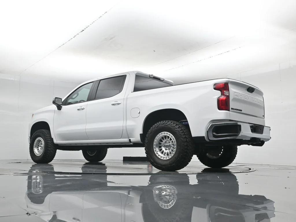 Used 2023 White Chevrolet LT image 53