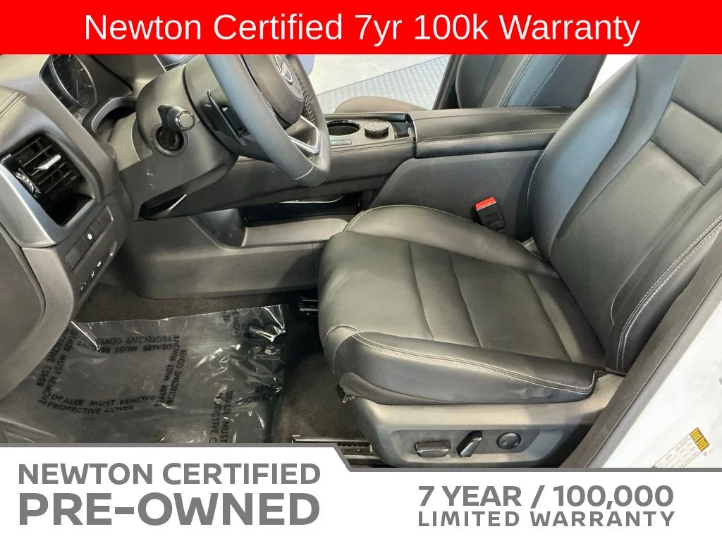 Certified Used 2023 Pearl White Nissan SL image 18
