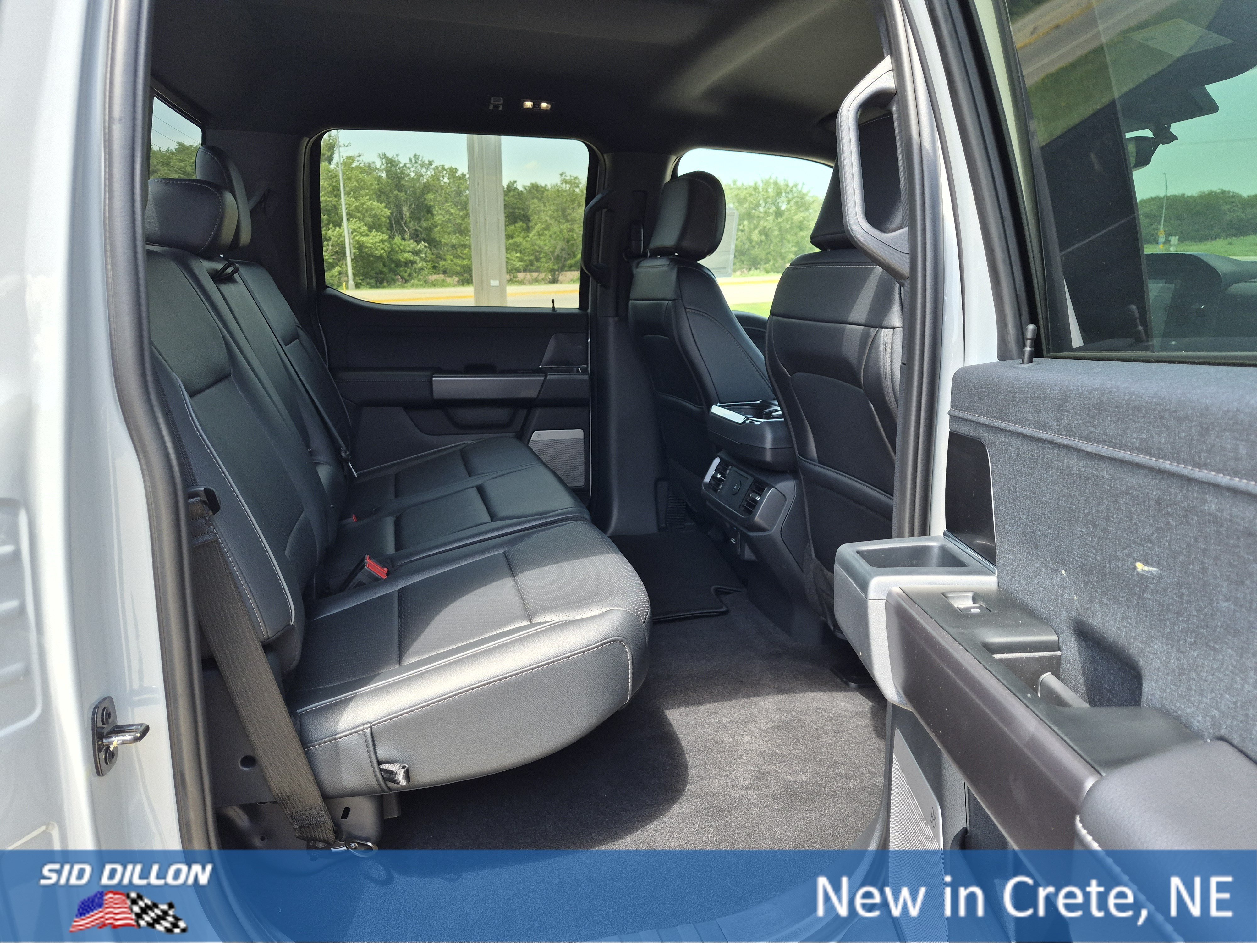 New 2026 Avalanche Ford LARIAT image 6