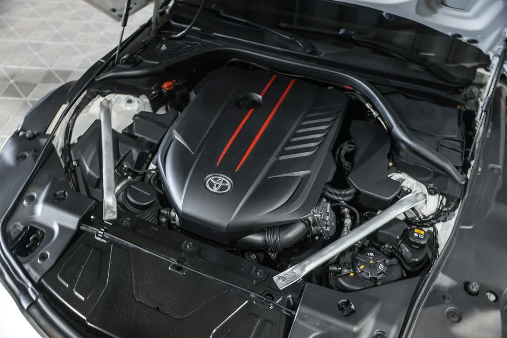 Used 2022 White Toyota 3.0 image 36