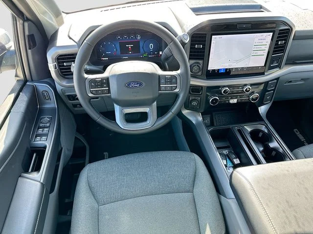 Used 2025 White Ford XLT image 21
