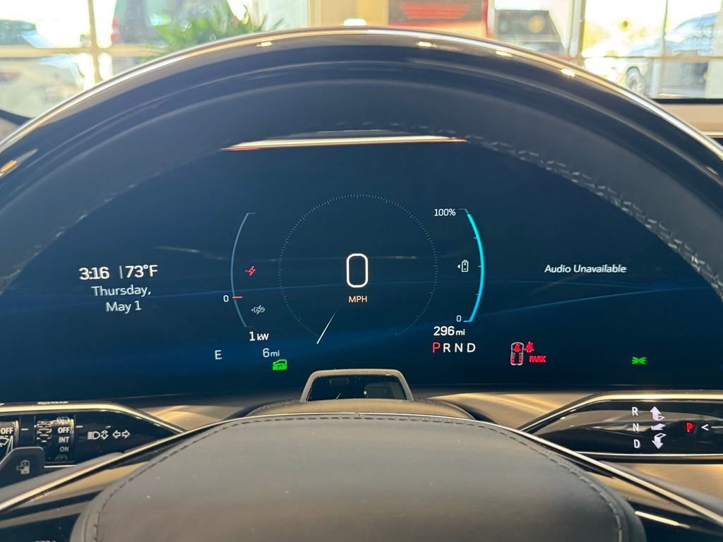 2026 Cadillac VISTIQ Premium Luxury - Photo 25