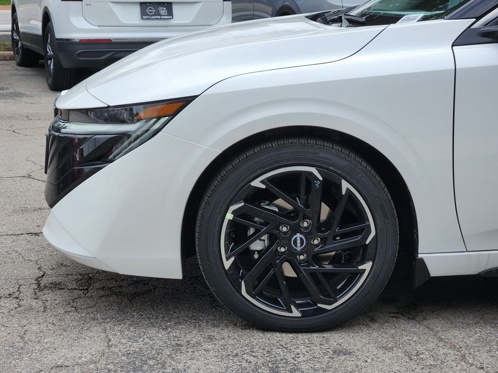 New 2026 White Nissan SR image 9