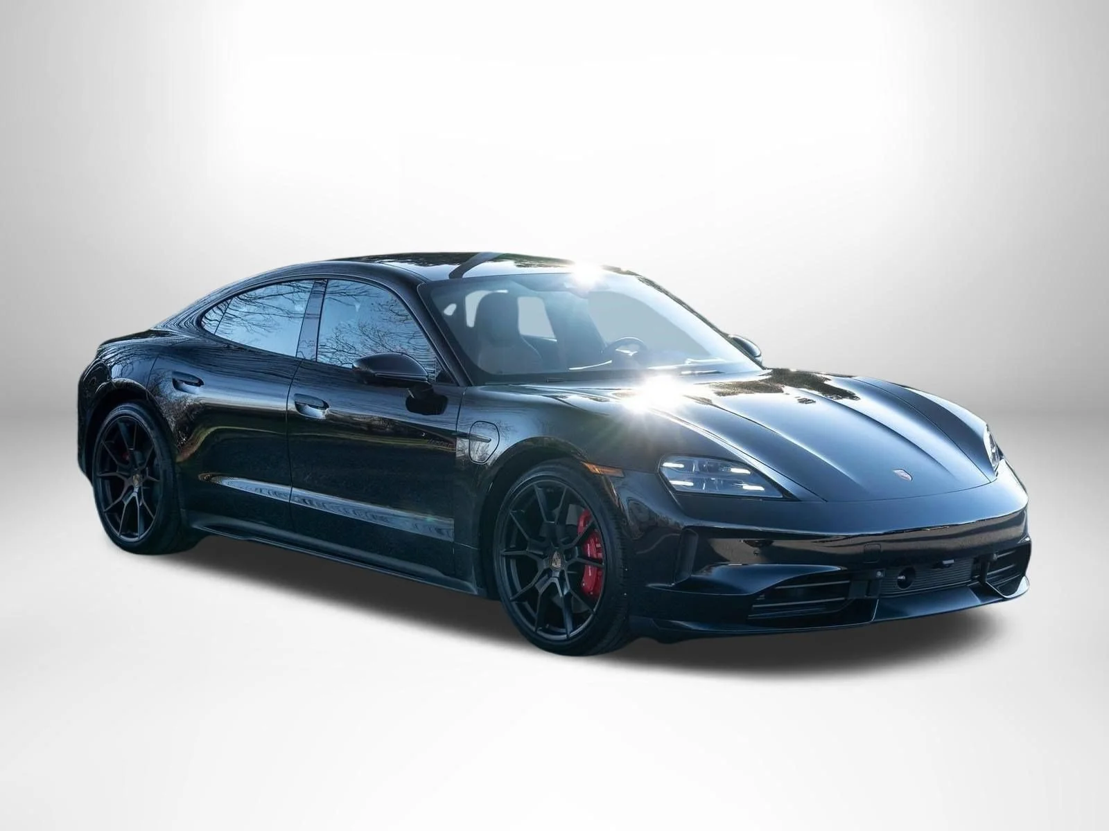 2026 Porsche Taycan GTS - Photo 10