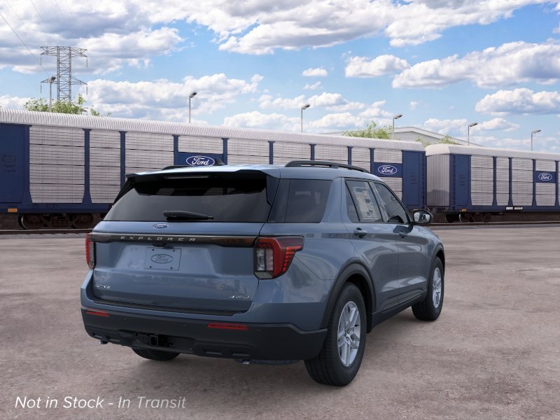 New 2026 Vapor Blue Metallic Ford Active image 8