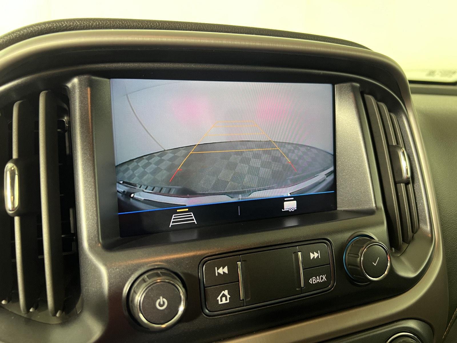 Used 2021 Satin Steel Metallic GMC 4WD AT4 w/Cloth image 19