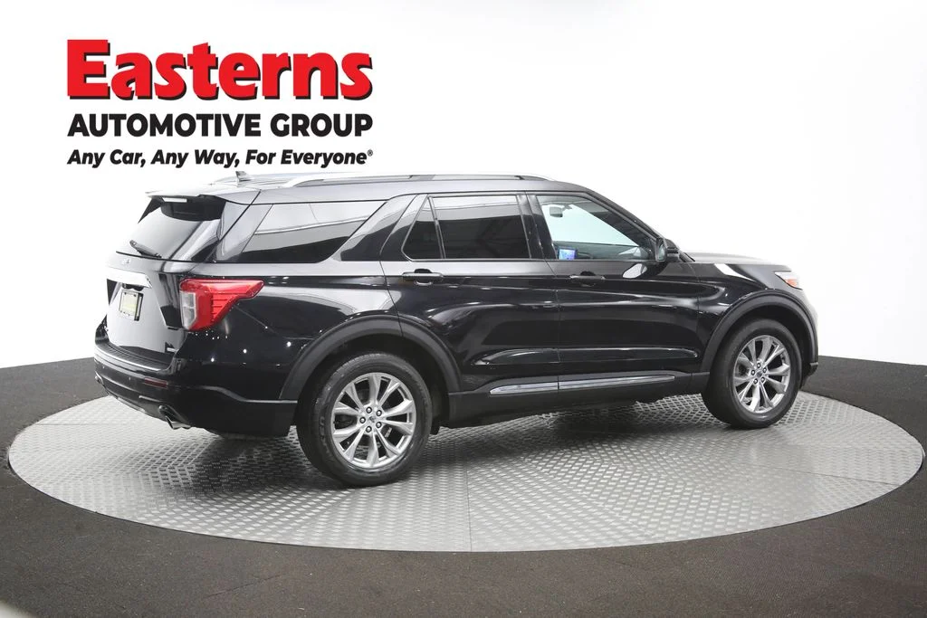Used 2020 Black Ford Limited image 44