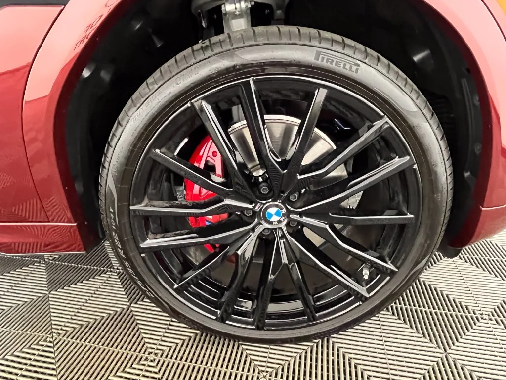 Used 2026 Red Metallic BMW xDrive40i image 17