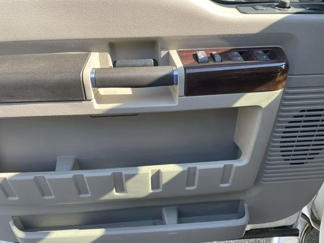 Used 2008  Ford Lariat image 20