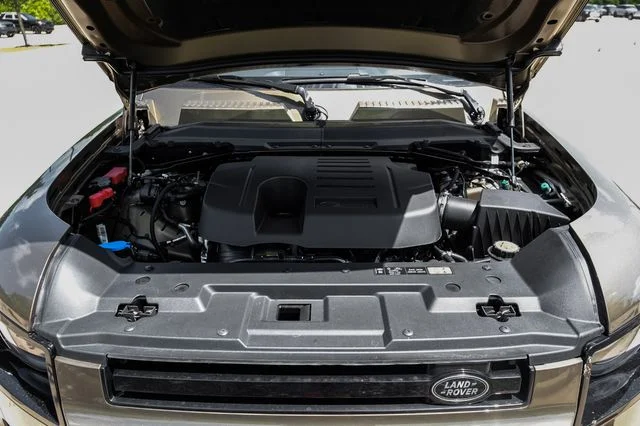 New 2026  Land Rover X-Dynamic SE image 59