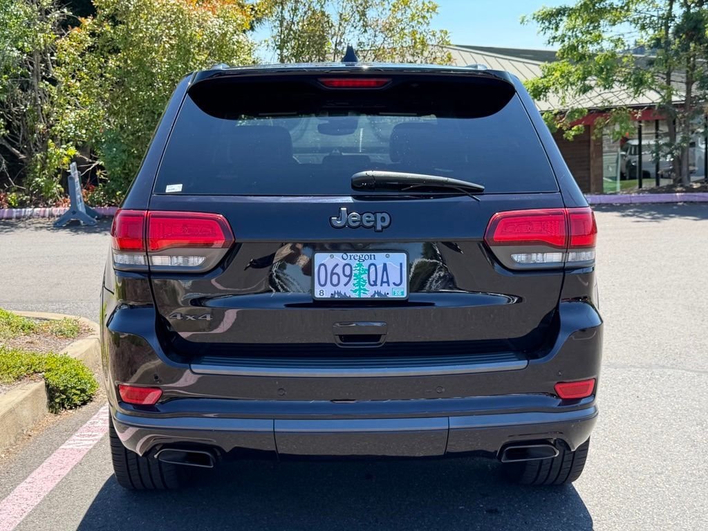 Used 2018 Sangria Metallic Clearcoat Jeep Overland image 17