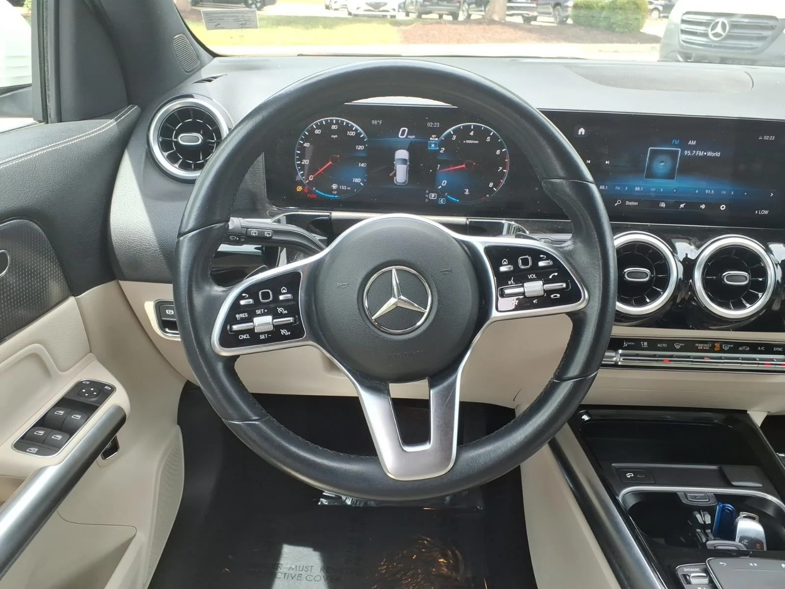Used 2023 Polar White Mercedes-Benz GLA 250 image 12