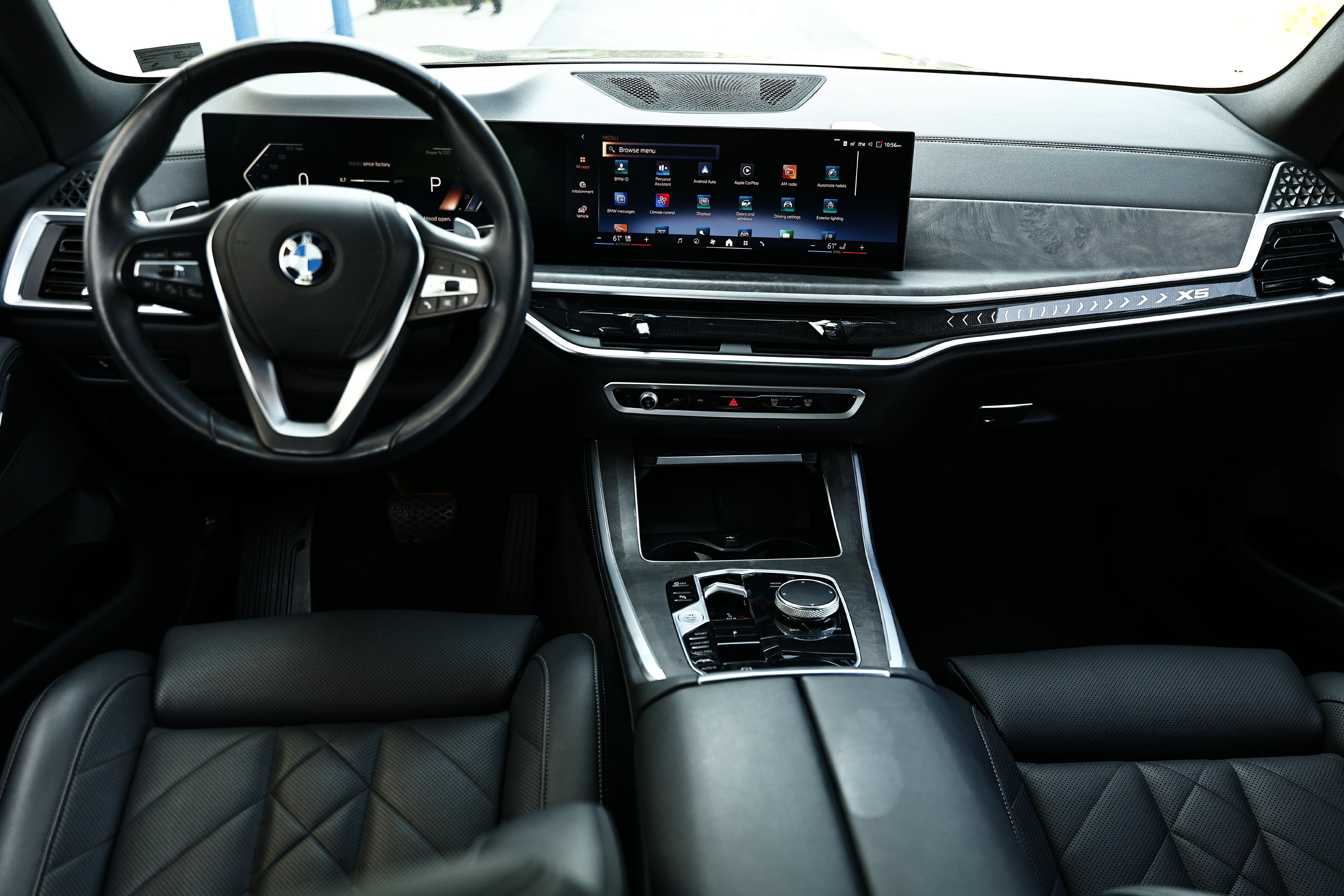 Used 2024 Black Sapphire Metallic BMW xDrive40i image 27