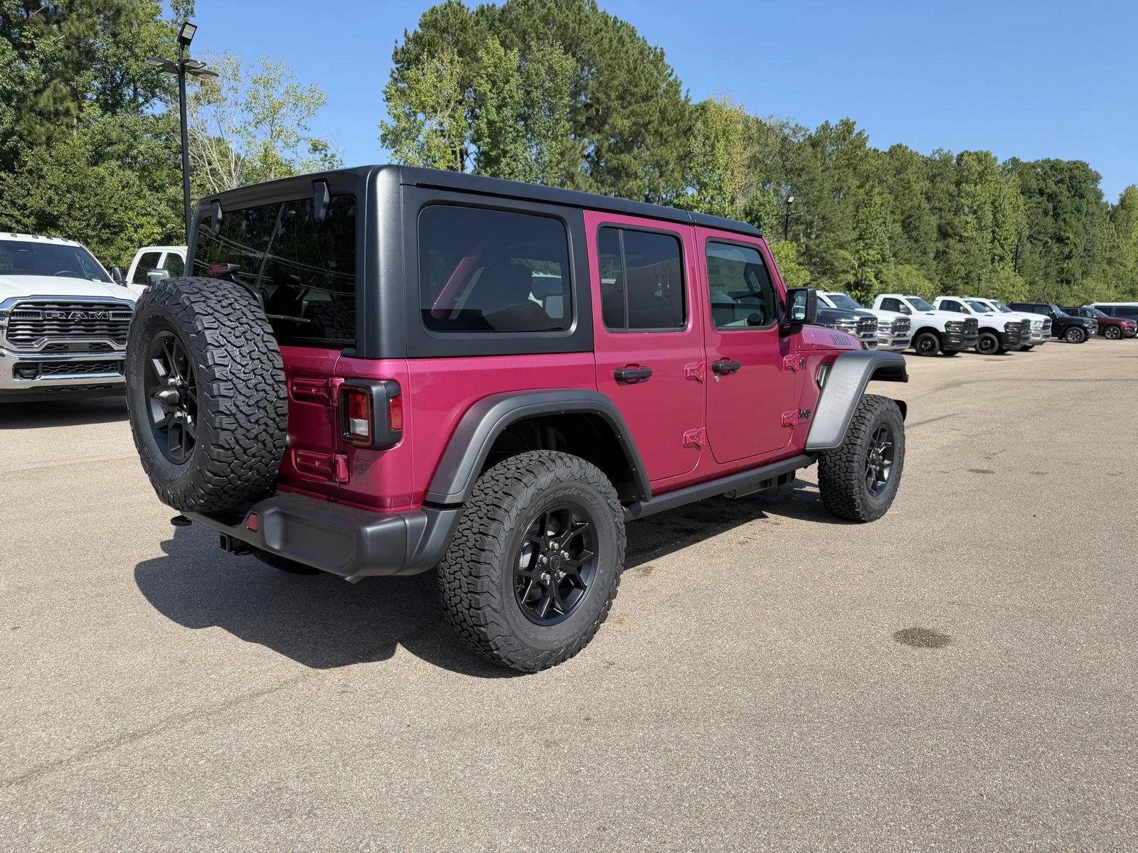New 2026 Tuscadero Pearl-Coat Exterior Paint Jeep Willys image 6