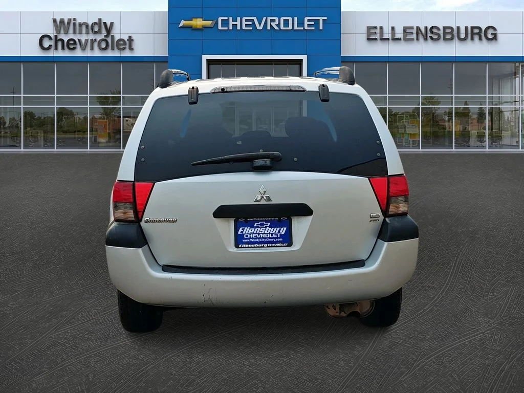 2005 Mitsubishi Endeavor LS - Photo 6