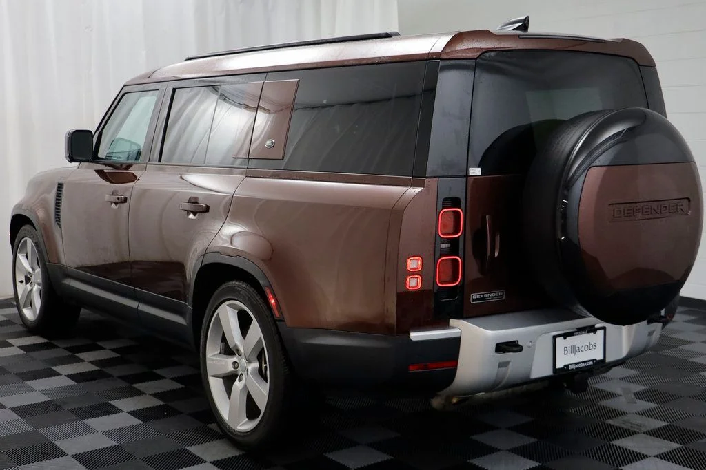 2023 Land Rover Defender First Edition - Photo 17