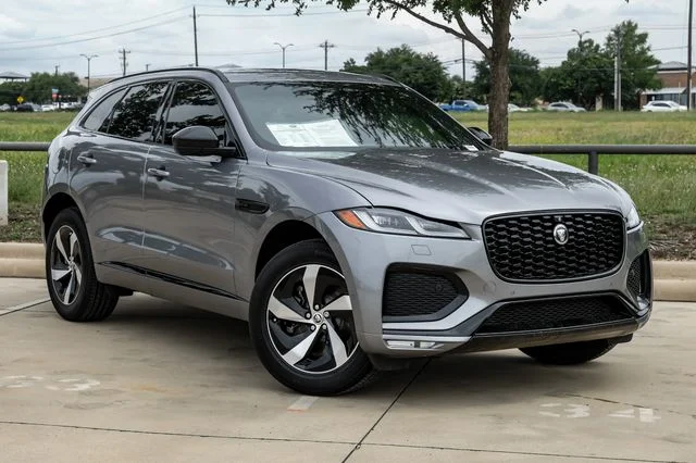 2026 Jaguar F-Pace R-Dynamic S - Photo 6
